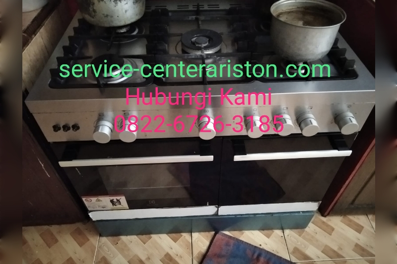 Ariston_Freestanding_800x533[2]